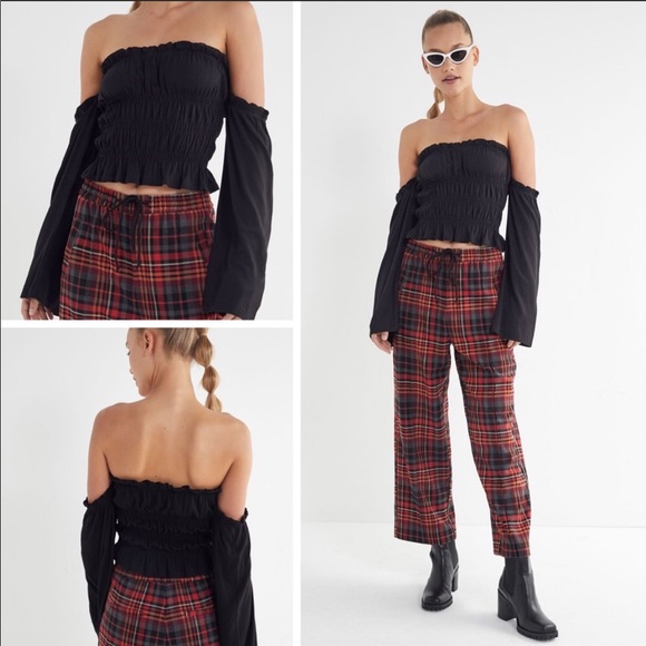 Urban Outfitters Bryon Off Shoulder Top - Picture 2 of 4